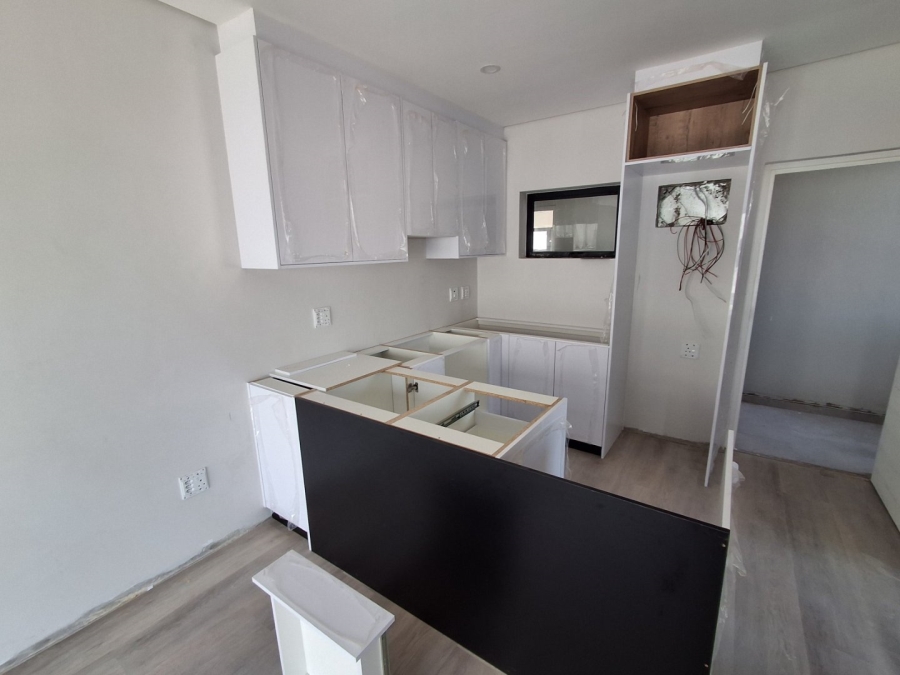 1 Bedroom Property for Sale in Table View Western Cape